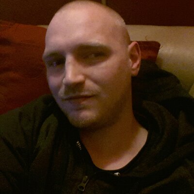 Profile Picture of Scott Larsen (@scottlarsen1985) on Twitter
