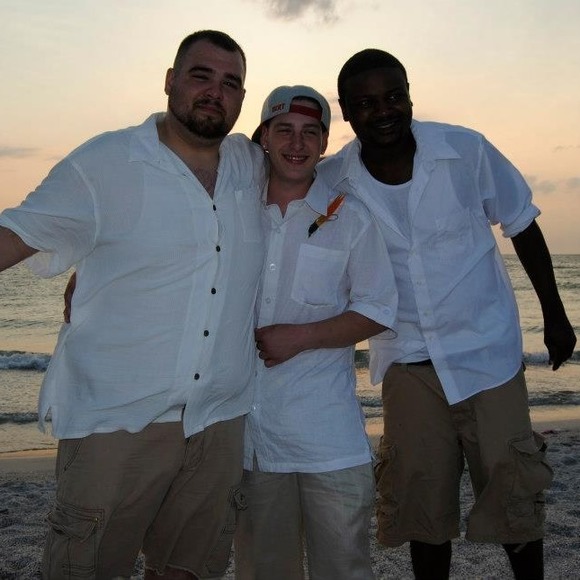 Profile Picture of Jay Conrad (@lilbertc) on Poshmark