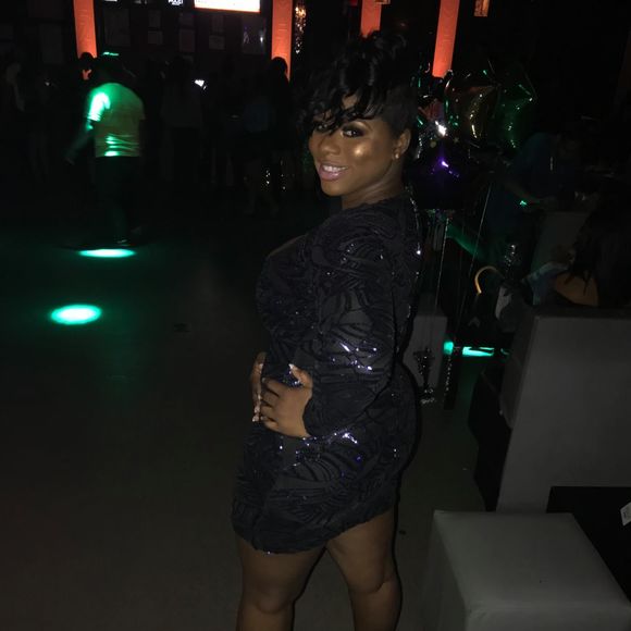 Profile Picture of Darnique Williams (@dsw121) on Poshmark