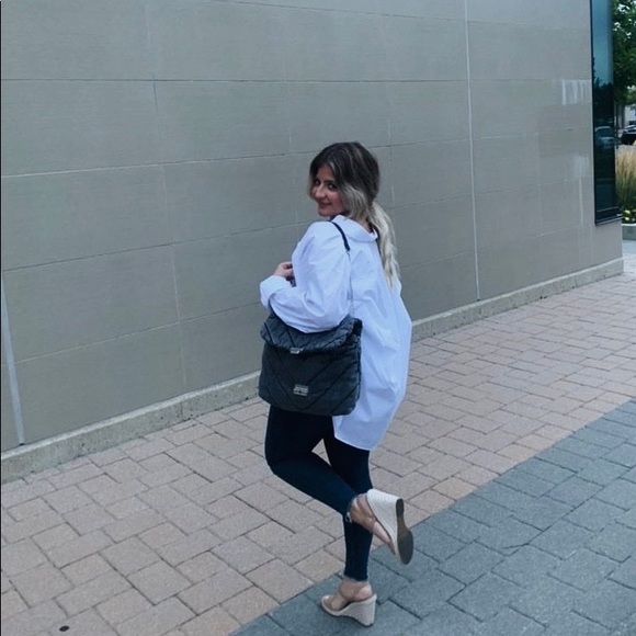 Profile Picture of Evangelia Spiratos (@evangelia_s) on Poshmark