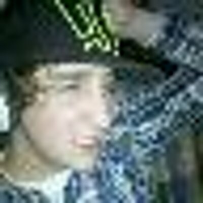 Profile Picture of Christopher Edington (@padsie84) on Twitter