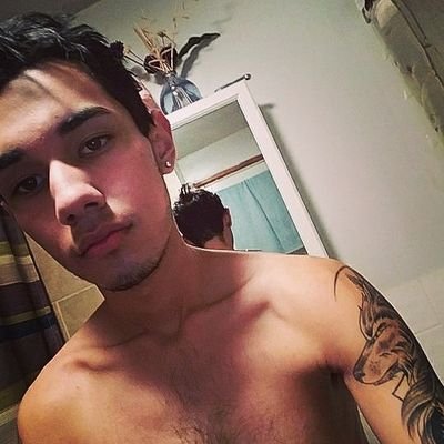 Profile Picture of Andres L. Chavez (@andres1chavez) on Twitter