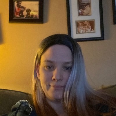 Profile Picture of Tanya Cadena (@TanyaCadena2) on Twitter