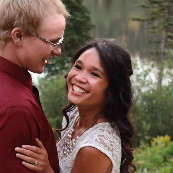 Profile Picture of Jeannette Heltman (@jh298) on Poshmark