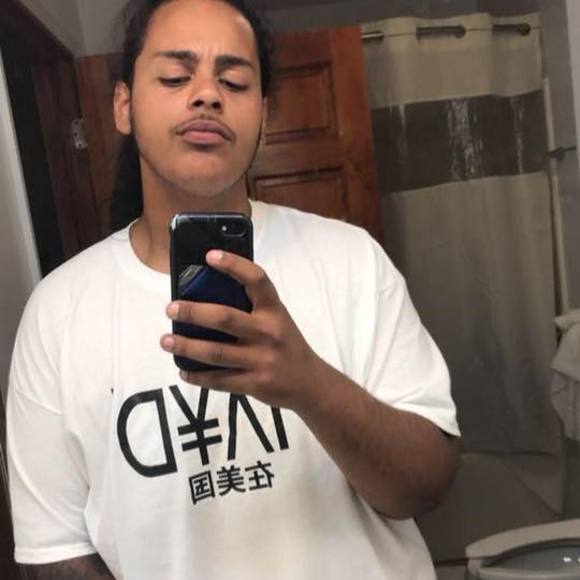 Profile Picture of Luis Ozuna (@luisozuna35) on Poshmark