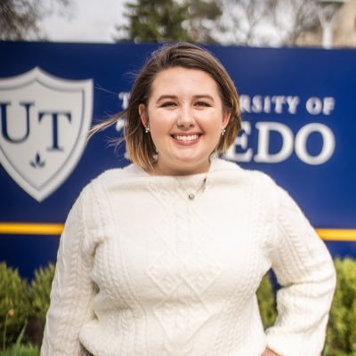 Profile Picture of Nat Appledorn (@natalieapple1) on Twitter