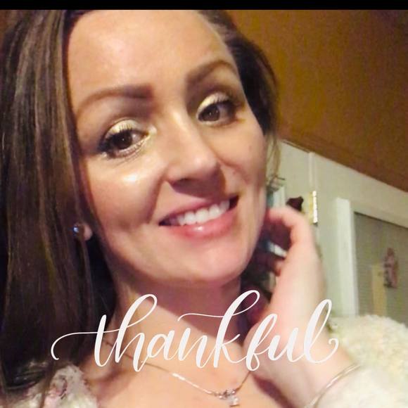 Profile Picture of Donna Crabtree (@donna_crabtree) on Poshmark