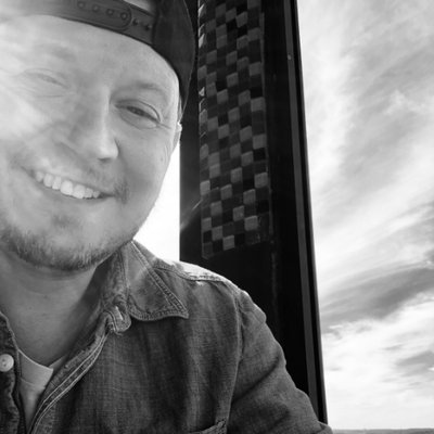 Profile Picture of Jason Curry (@jsncurry) on Twitter