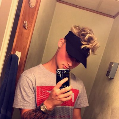 Profile Picture of David Hollenbeck🇸🇪 (@DBhollenbeck626) on Twitter