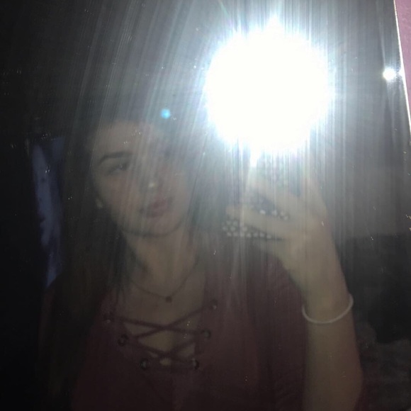 Profile Picture of Alexis Perna (@lexxeh) on Poshmark