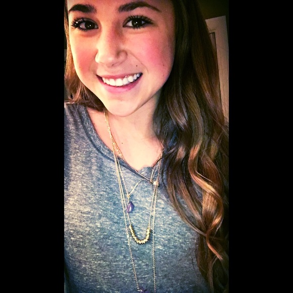 Profile Picture of Mallory Swift (@19mswift) on Poshmark