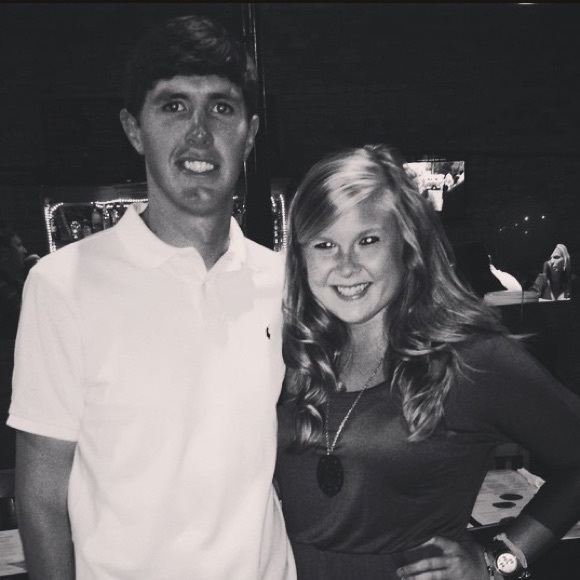 Profile Picture of Alison Mathis (@ammathis0206) on Poshmark