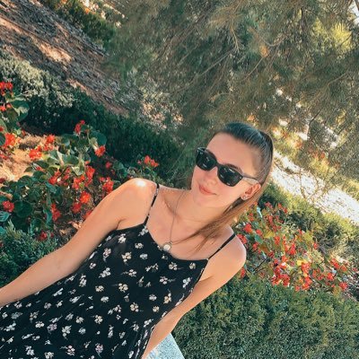 Profile Picture of Amy Elliott✨ (@amy_elliott22) on Twitter