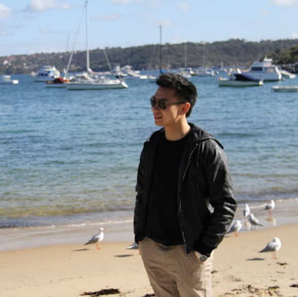 Profile Picture of Joe Liu (@joeliu307) on Poshmark