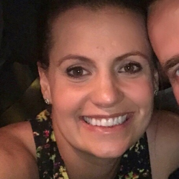 Profile Picture of Caitlin Page (@cpage32) on Poshmark