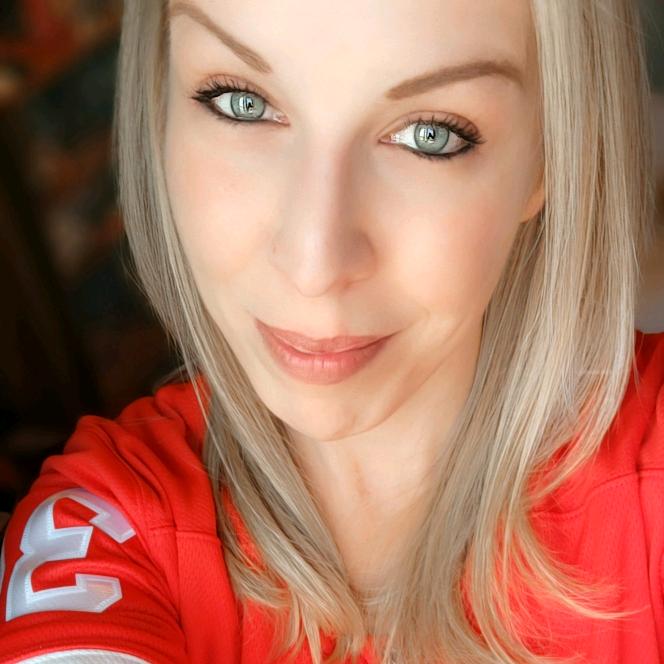 Profile Picture of Britney Nicole (@britneynic0le88) on Tiktok