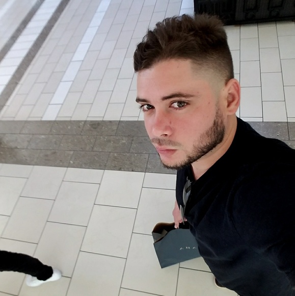 Profile Picture of Gilberto Tizon (@gilcuban) on Poshmark