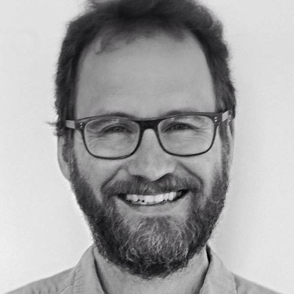 Profile Picture of Rob Bednark (@rob_bednark) on Poshmark