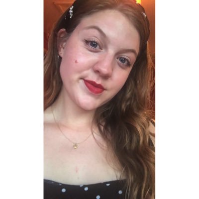 Profile Picture of Laurie (@lauriehorn_) on Twitter