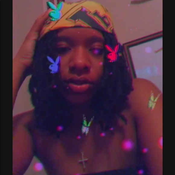 Profile Picture of Shirley Jordan (@shirley_jordan) on Poshmark