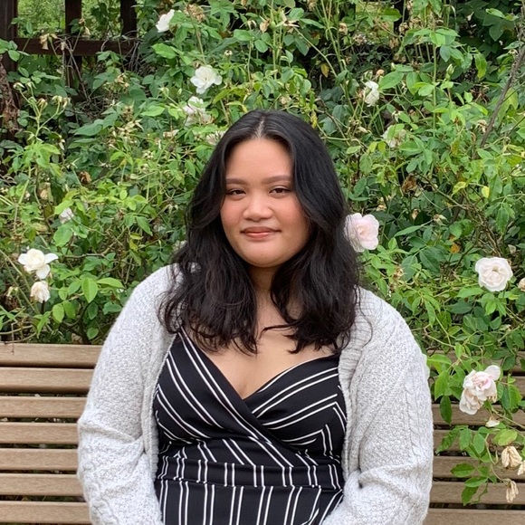 Profile Picture of Tiffany Yapjuangco (@tyapj) on Poshmark