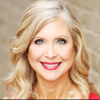 Profile Picture of Kimberly Prusakowski (@KPrusakowski) on Twitter
