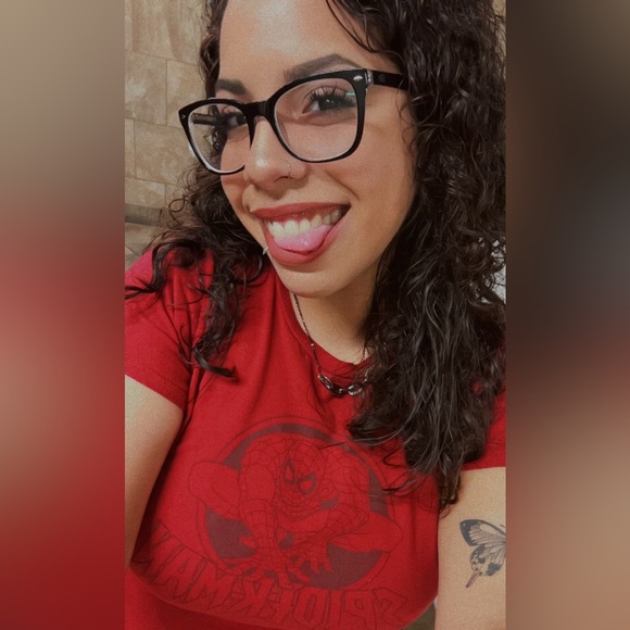 Alanys n Alicea chaparro - Poshmark Profile Picture of Alanys n Alicea chaparro (@alanysnaomi) on Poshmark