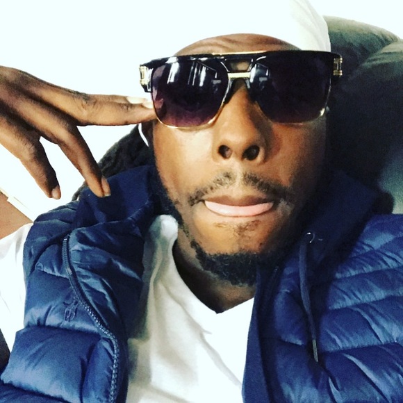 Profile Picture of Jordan Lloyd (@jmula914) on Poshmark