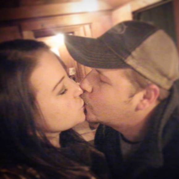 Profile Picture of Winter Cumbee (@wintercumbee) on Poshmark