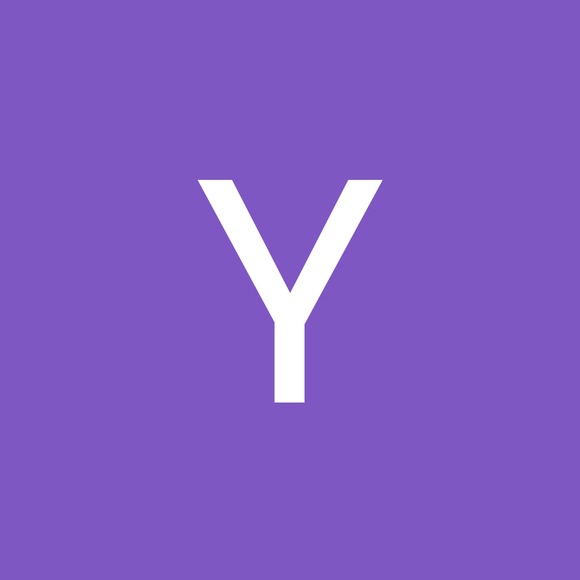 Profile Picture of Yolanda Kinion (@kiniony) on Poshmark