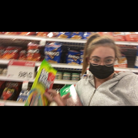 Profile Picture of Sam Mccarthy (@sammccarthy812) on Poshmark