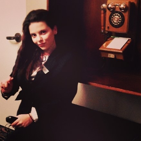 Profile Picture of Alexandra Breidenthal (@alexinthecity) on Poshmark