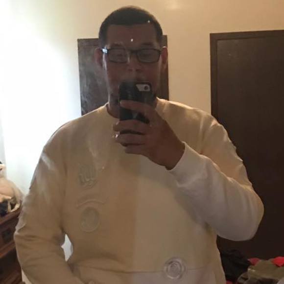 Profile Picture of James Smiley (@smiley1053) on Poshmark