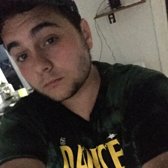 Profile Picture of Justin Ranous (@jpeg0730) on Poshmark