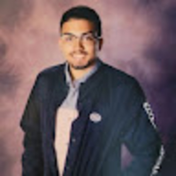 Profile Picture of Wilfred Rodriguez (@rodrfred1208) on Poshmark