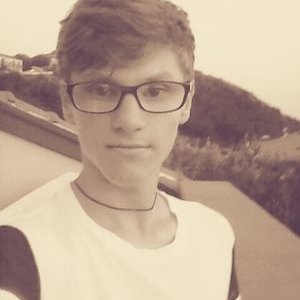 Profile Picture of ALEXANDER MCCURDY (@cecamirela2) on Twitter