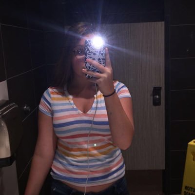 Profile Picture of Ava Daniels (@AvaDani10245691) on Twitter