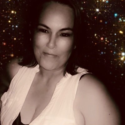 Profile Picture of Nicole L-Darr (@NicoleDarr1) on Twitter