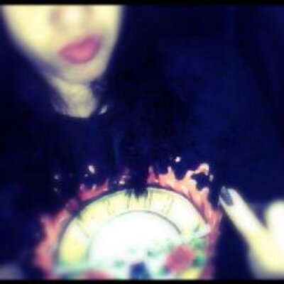 Profile Picture of Reeh Cristynna (@BatisMichael) on Twitter