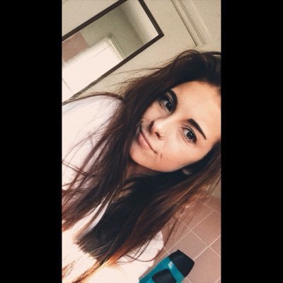 Profile Picture of Kenzy Baxter (@BaxterKenzy) on Twitter