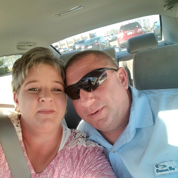 Brad Bridges - Poshmark Profile Picture of Brad Bridges (@bradbzhuntin) on Poshmark