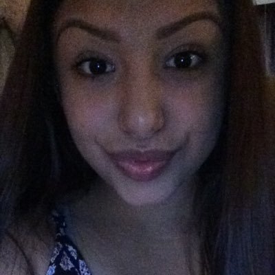 Profile Picture of Leann Martinez (@leannmartinez22) on Twitter