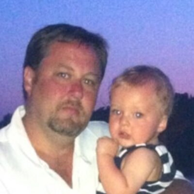 Profile Picture of Tom Hern (@HernTom) on Twitter