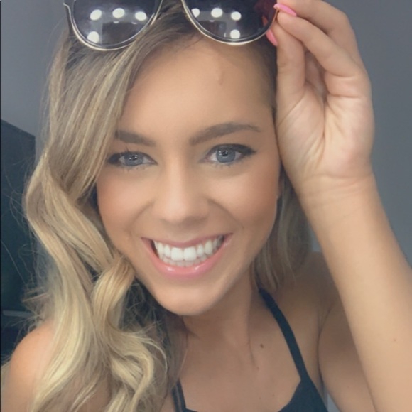 Profile Picture of Kate Chaney (@kchaney5) on Poshmark