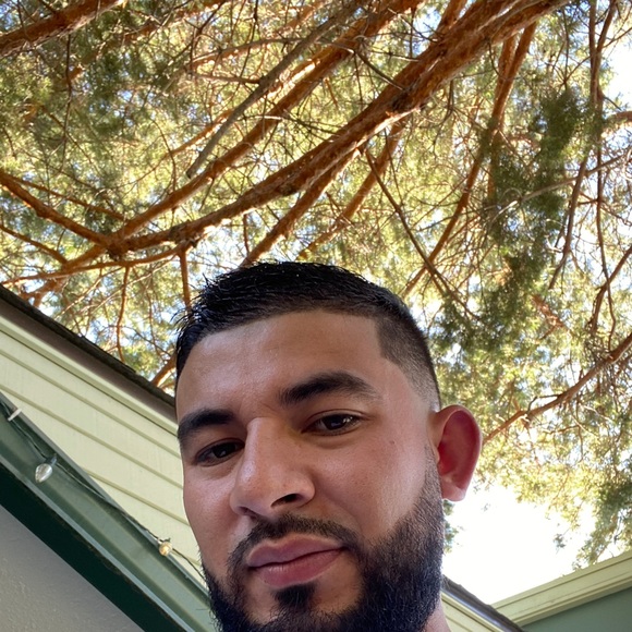 Profile Picture of Fernando Mora (@thatboyferny) on Poshmark