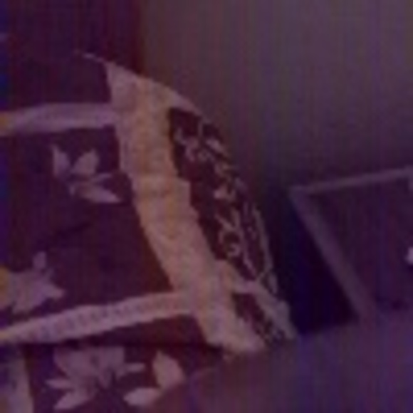 Profile Picture of Rosa Petak (@rosapetak) on Poshmark