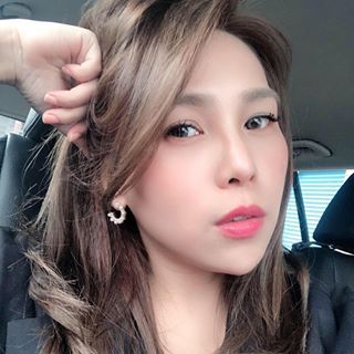 Profile Picture of 林白 (@&) on Facebook