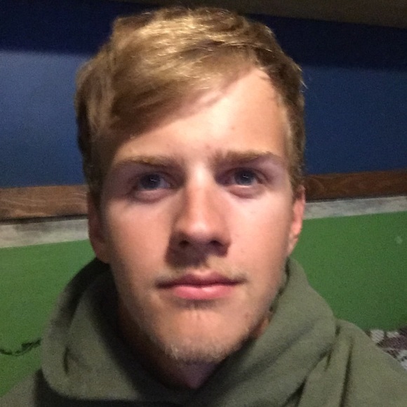 Profile Picture of Dylan Mccabe (@skinnydog95) on Poshmark