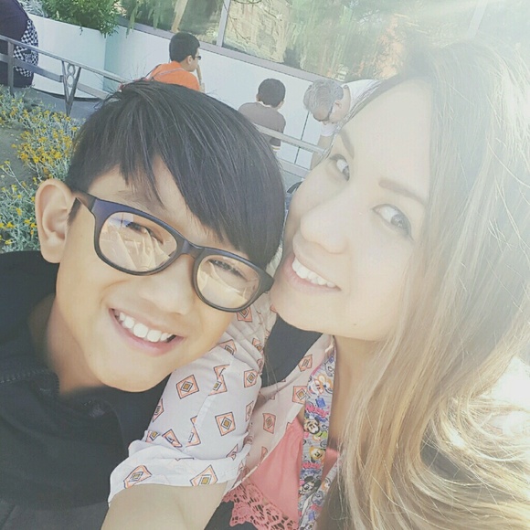 Jazmin Kaneshiro - Poshmark Profile Picture of Jazmin Kaneshiro (@jazzyk1223) on Poshmark