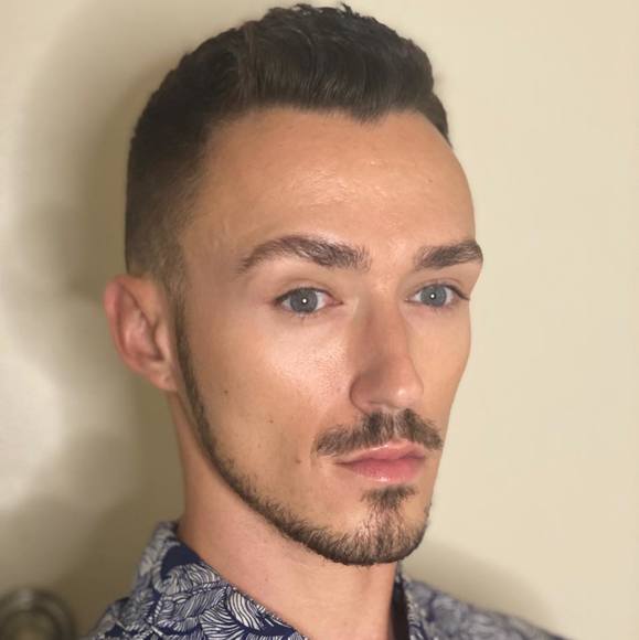 Profile Picture of Daniel Crisafi (@theauburnqueer) on Poshmark